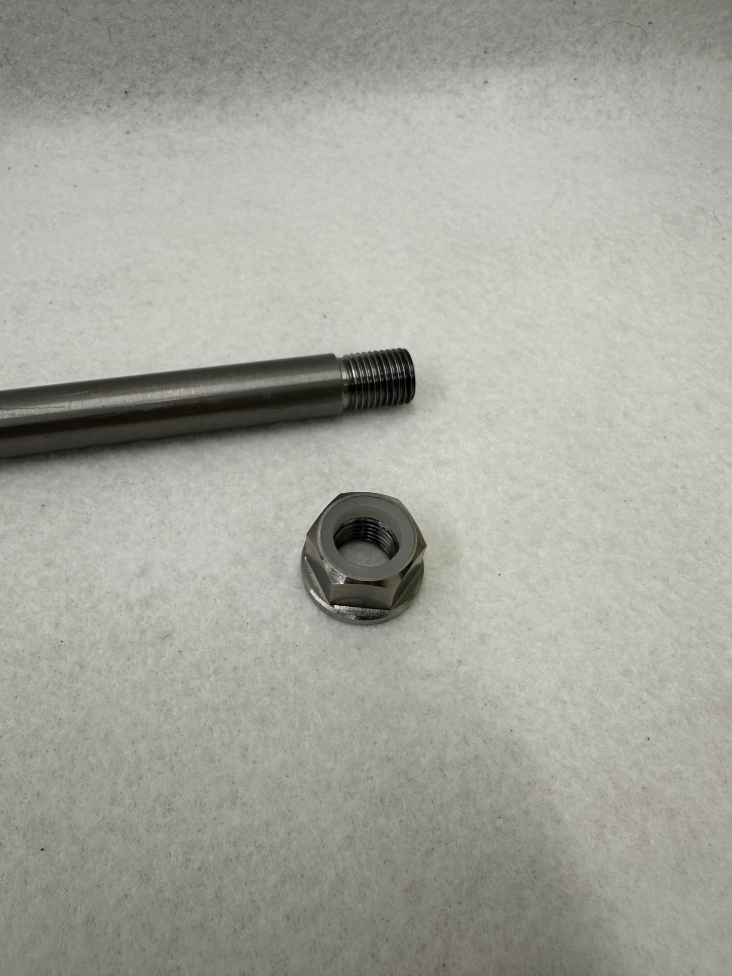 Titan Achse hinten Xpear Sp24