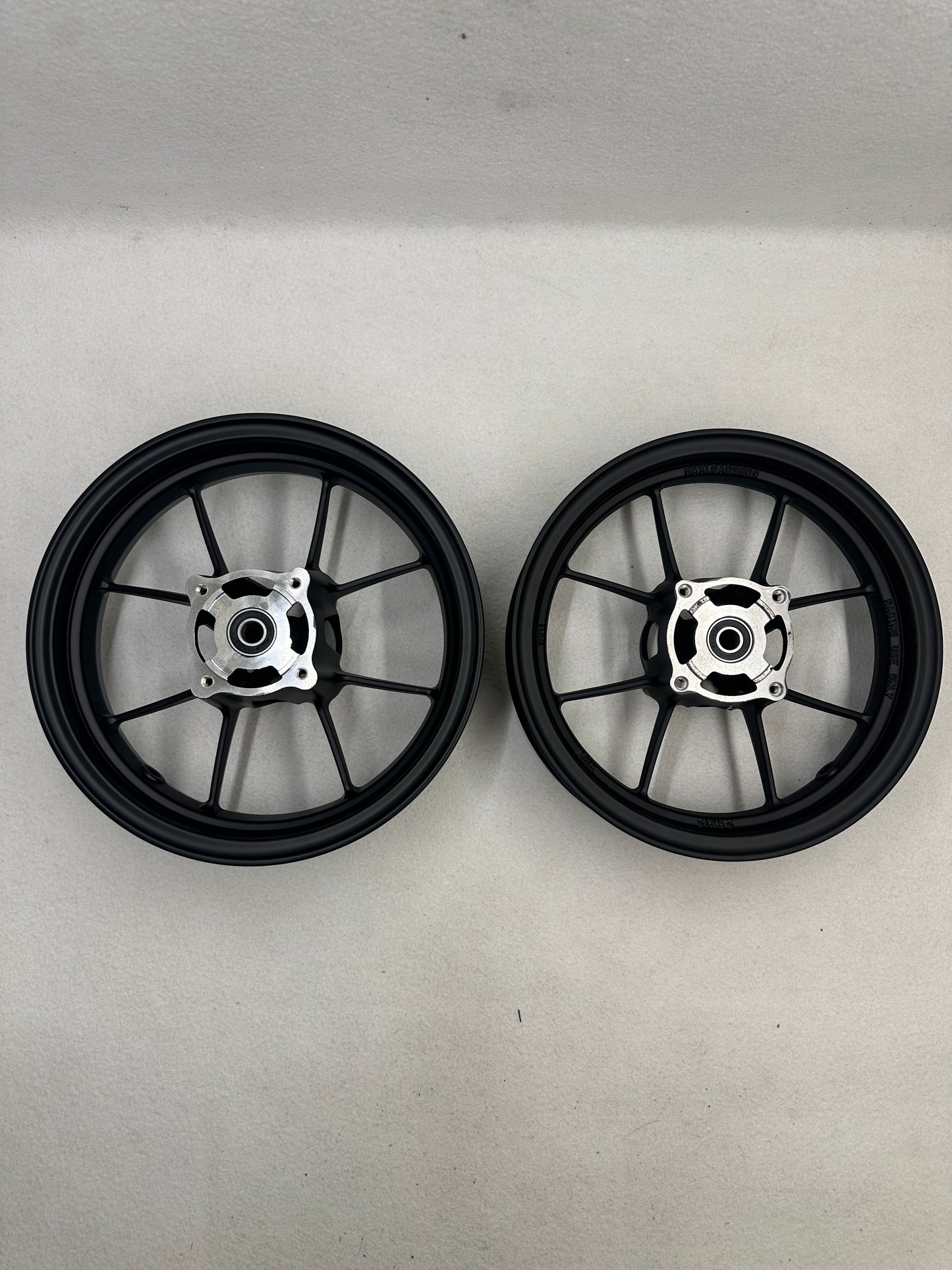 Wheel set 4-hole 2 pcs. HR-Moto