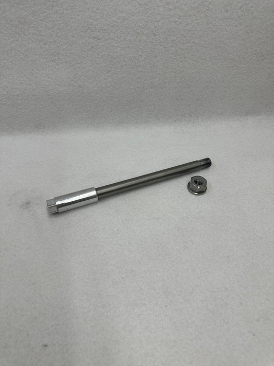 Titan Achse vorn Xpear Sp24