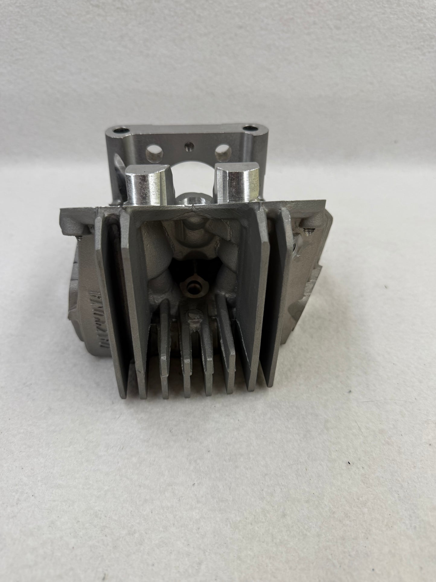 Daytona cylinder head