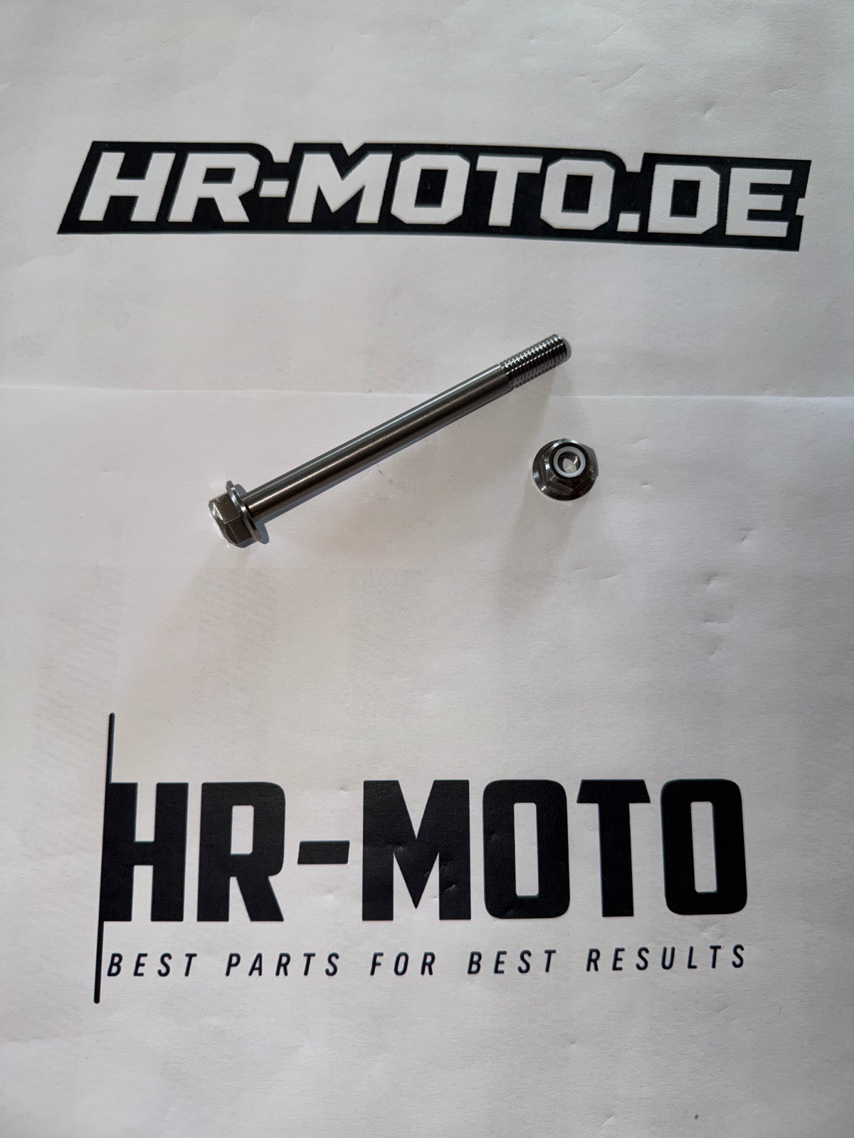 Motor Haltebolzen aus Titan M8 , 100 - 120mm